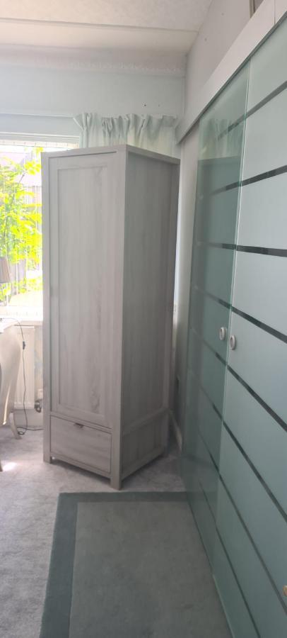 Parc Lodge Guesthouse Bridgend  Ngoại thất bức ảnh